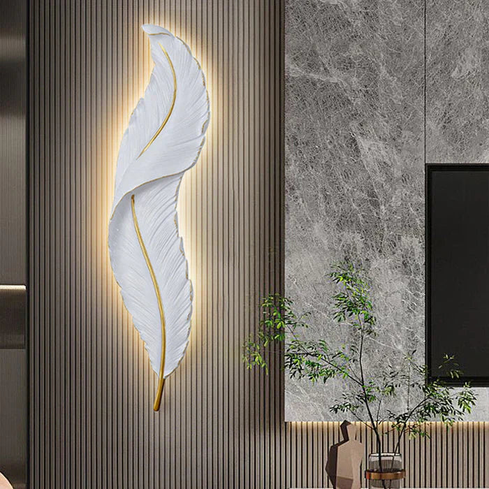 Feather-Shaped Wall Light – Subtle Elegance and Ambient Glow